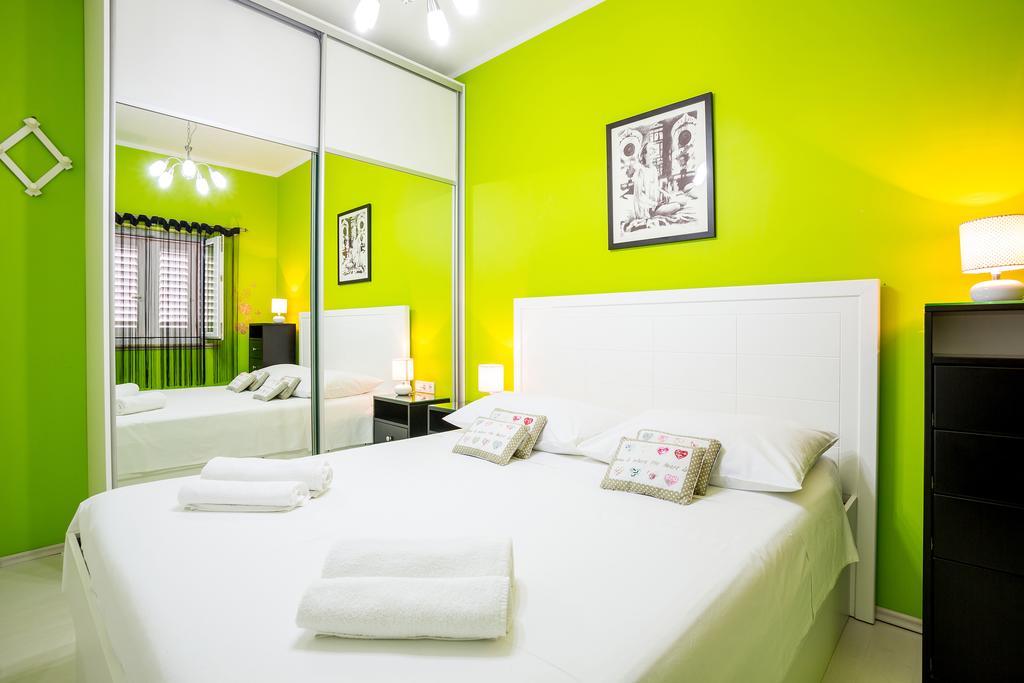 Apartments Biserka 波尔 客房 照片