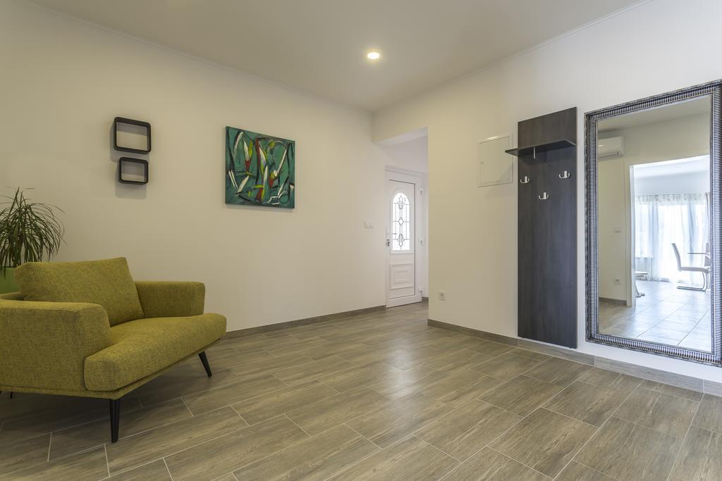 Apartments Biserka 波尔 外观 照片