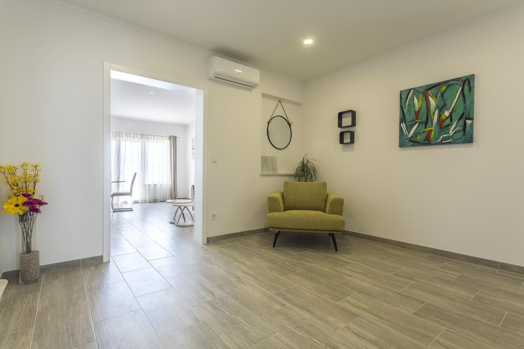 Apartments Biserka 波尔 外观 照片